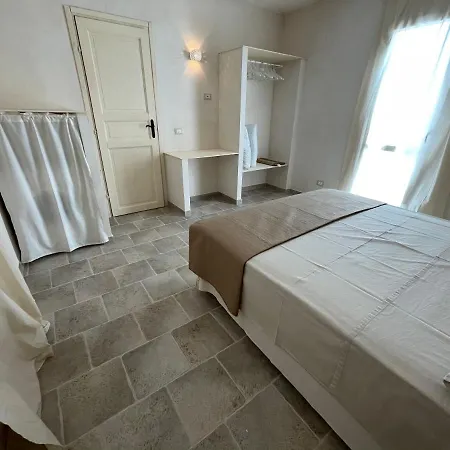 Daire Seaside Temporary House Leporano