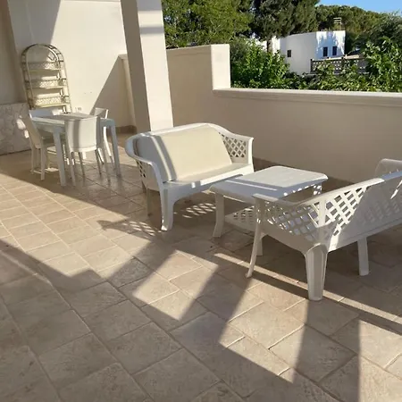 Seaside Temporary House Leporano