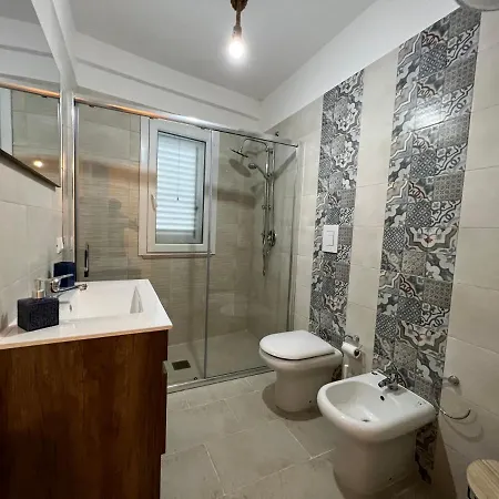 Seaside Temporary House * Leporano