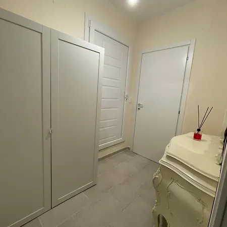 Seaside Temporary House Lejlighed